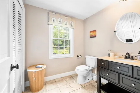 $3,850 | 36 Daniel Drive, North Kingstown, RI 02852