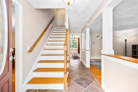 $3,850 | 36 Daniel Drive, North Kingstown, RI 02852