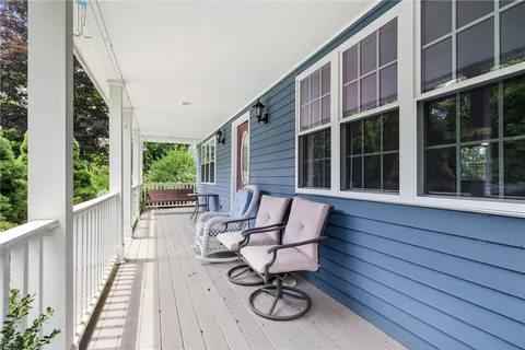 $3,850 | 36 Daniel Drive, North Kingstown, RI 02852