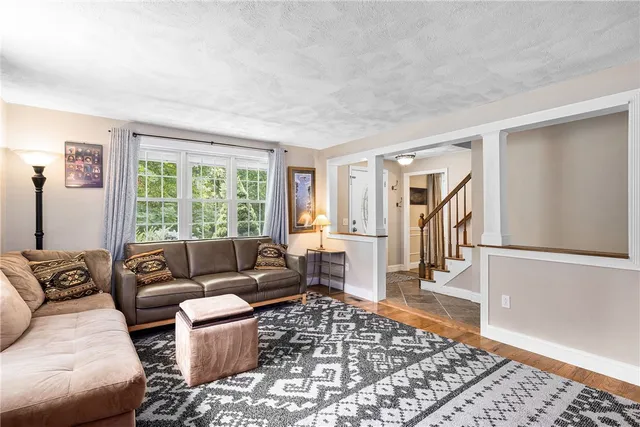 $3,850 | 36 Daniel Drive, North Kingstown, RI 02852