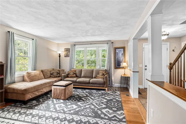 $3,850 | 36 Daniel Drive, North Kingstown, RI 02852