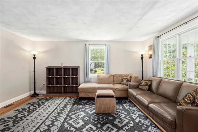 $3,850 | 36 Daniel Drive, North Kingstown, RI 02852