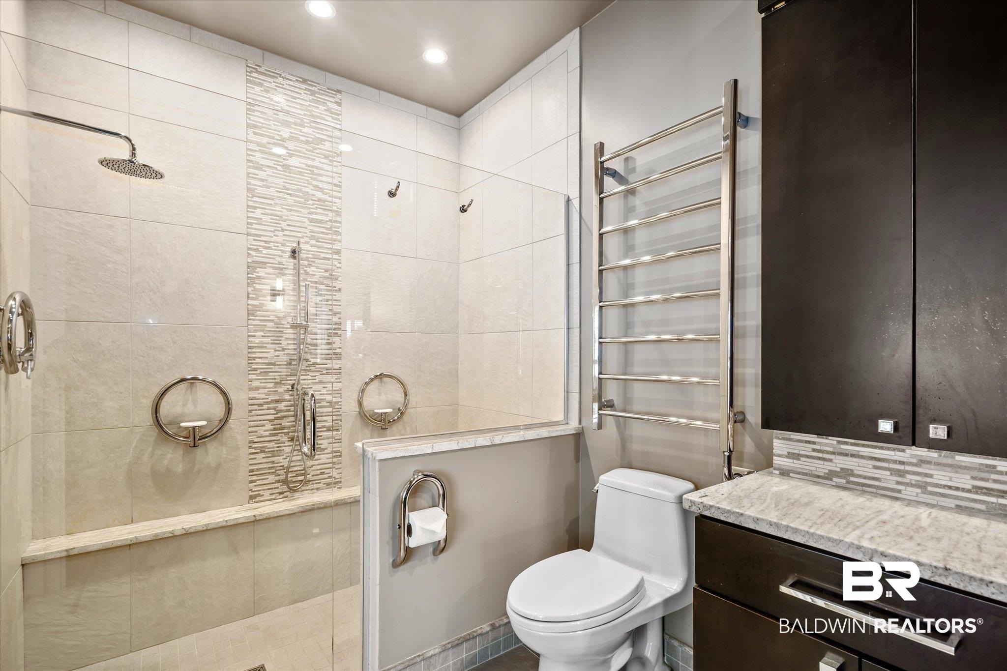 204 Dilston Street Mobile, AL 36608 - Photo 16 of 31 Bathroom