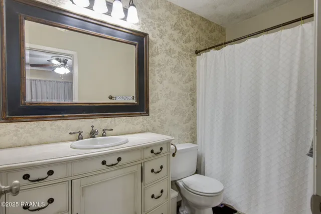 $1,300 | Undisclosed Address, Lafayette, LA 70503