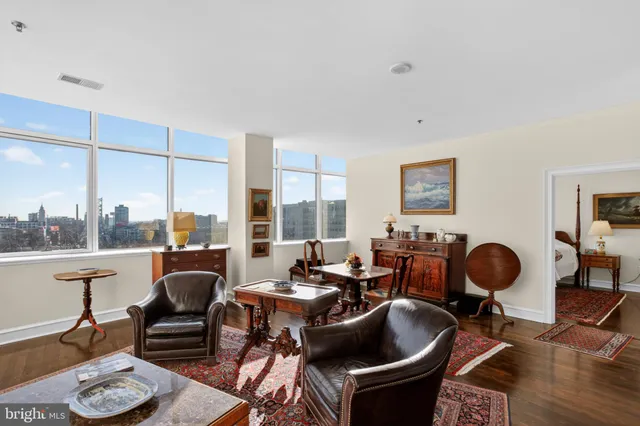 $324,900 | 201-59 North 8th Street, Unit 713, Philadelphia, PA 19106