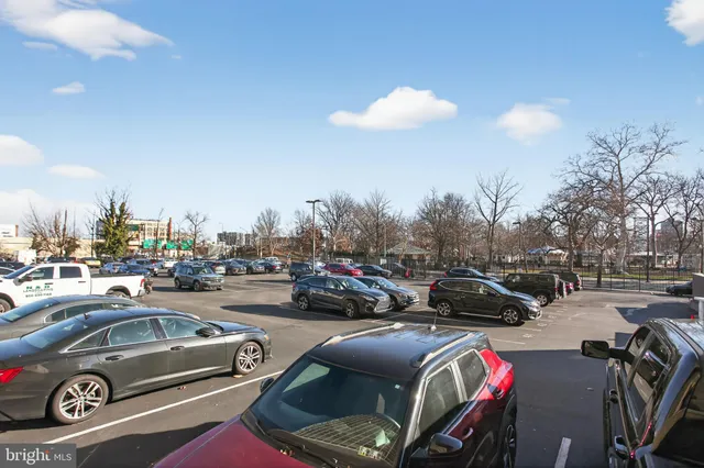 $324,900 | 201-59 North 8th Street, Unit 713, Philadelphia, PA 19106