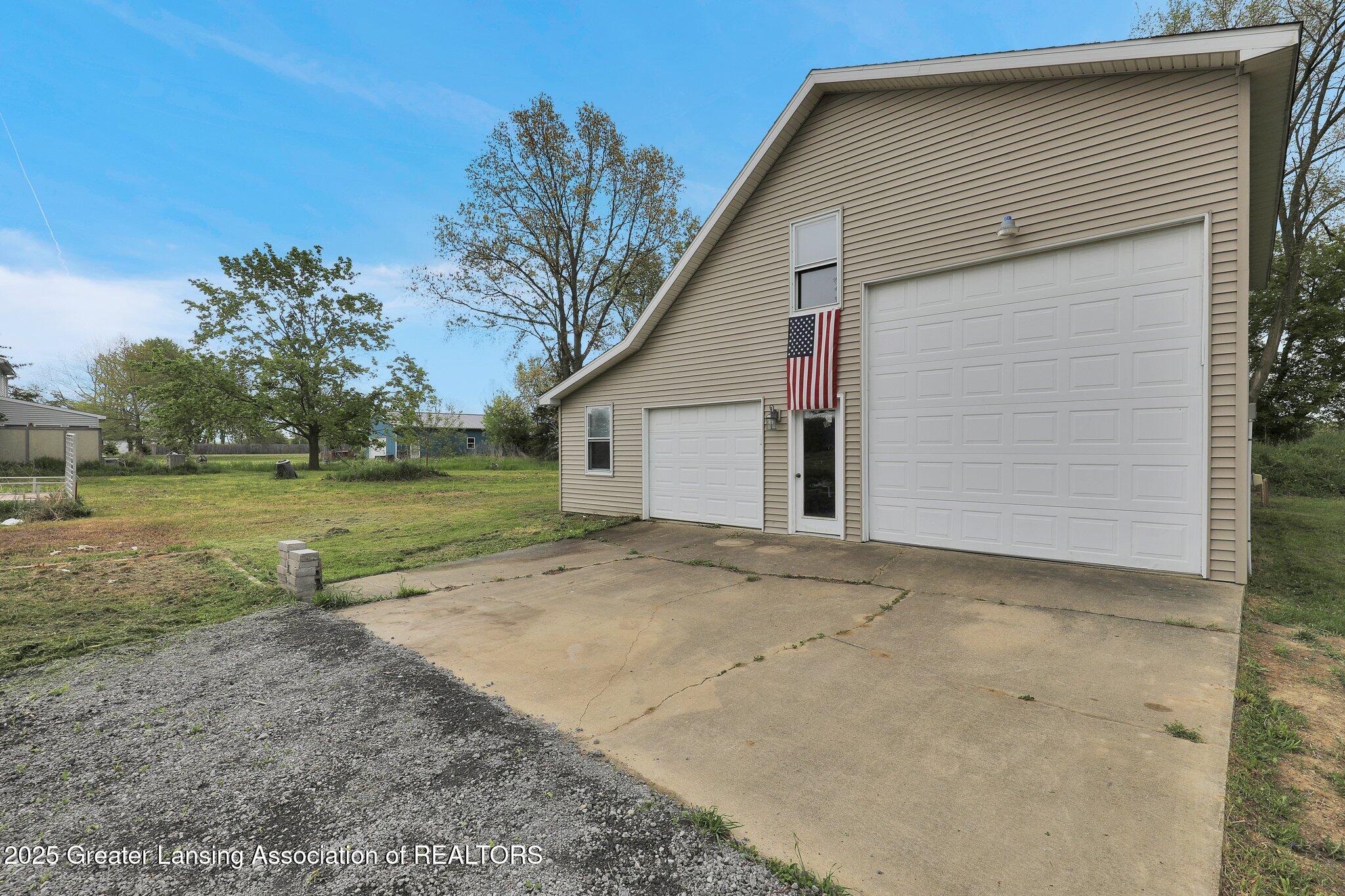 5715 West Barnes Road Eaton Rapids, MI 48827 - Photo 35 of 50 35-web-or-mls-Open Ended Media-4