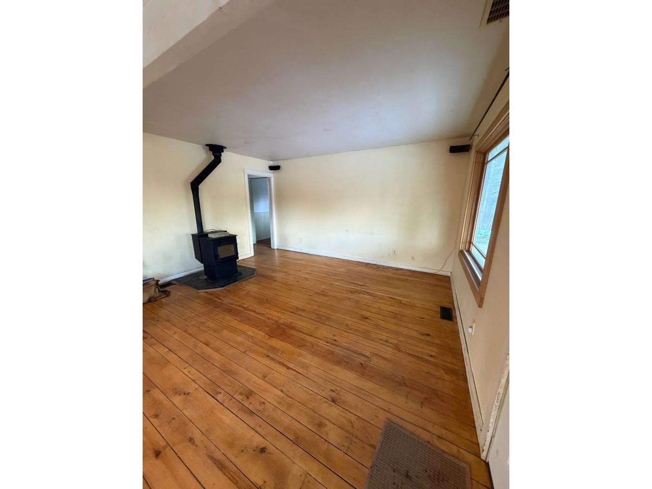 59 Carrigan Road Moretown, VT 05660 - Photo 7 of 40