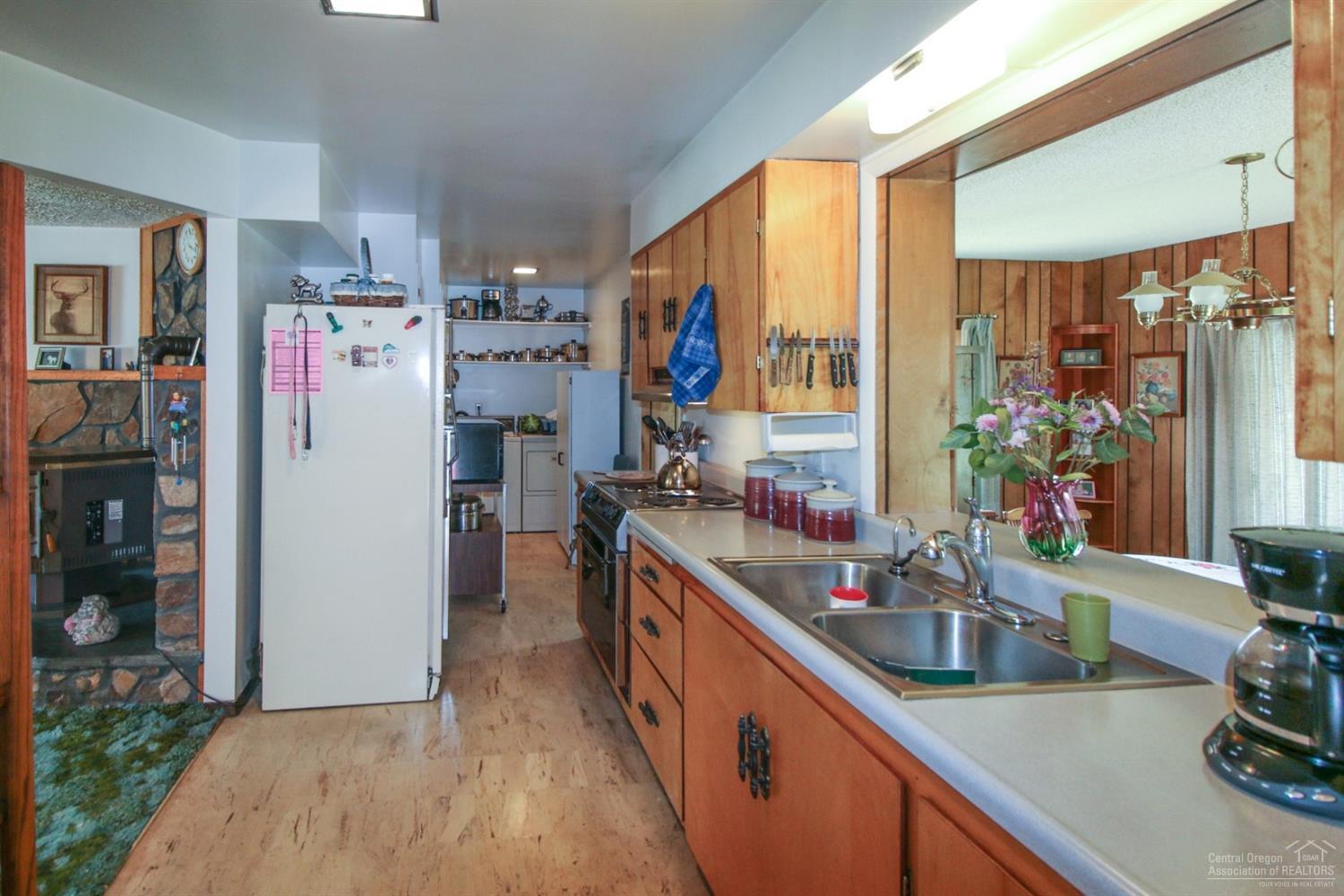 61247 Benham Road Bend, OR 97702 - Photo 8 of 20 Additional Photo