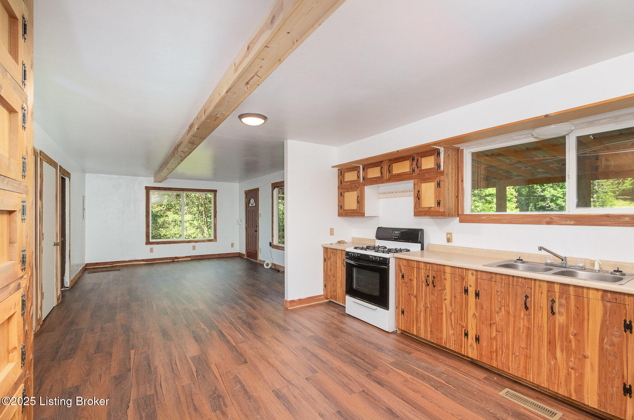 1465 Swope Road Owenton, KY 40359 - Photo 5 of 16 005_1465_swope_rd_6-edit_579