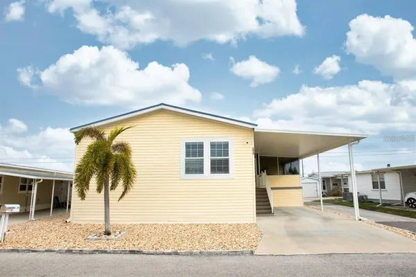 $319,900 | 2840 Trinidad Way, Palmetto, FL 34221