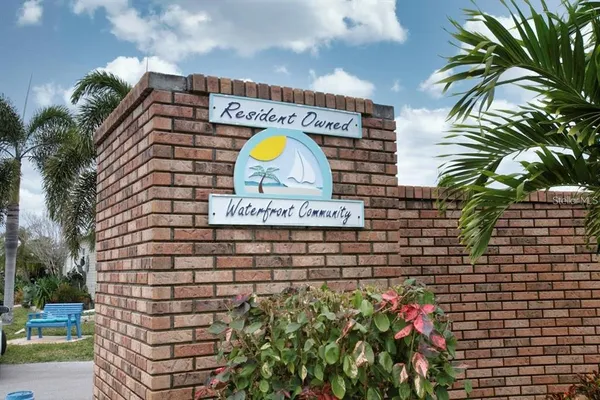 $319,900 | 2840 Trinidad Way, Palmetto, FL 34221