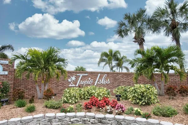 $319,900 | 2840 Trinidad Way, Palmetto, FL 34221