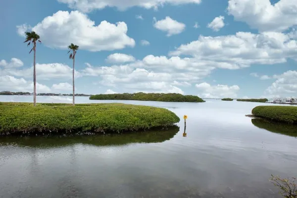 $319,900 | 2840 Trinidad Way, Palmetto, FL 34221