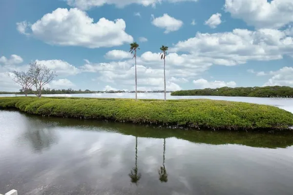 $319,900 | 2840 Trinidad Way, Palmetto, FL 34221