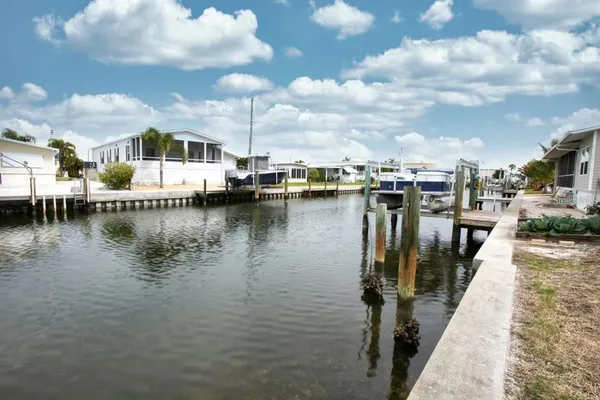 $319,900 | 2840 Trinidad Way, Palmetto, FL 34221