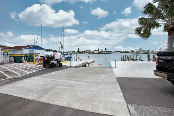 $319,900 | 2840 Trinidad Way, Palmetto, FL 34221