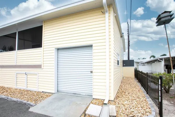 $319,900 | 2840 Trinidad Way, Palmetto, FL 34221