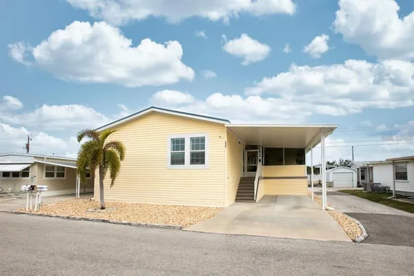 $319,900 | 2840 Trinidad Way, Palmetto, FL 34221
