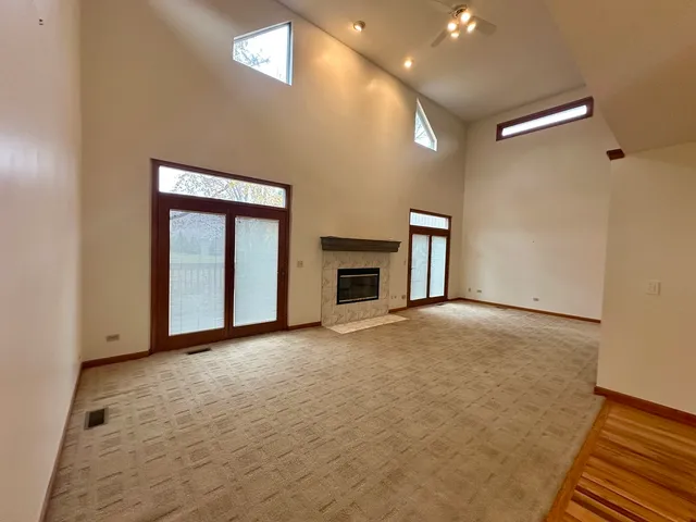 $349,000 | 4216 White Ash Road, Crystal Lake, IL 60014