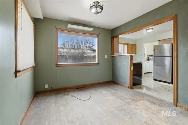 $214,900 | 555 15th Street, Vale, OR 97918