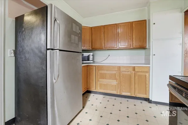 $214,900 | 555 15th Street, Vale, OR 97918