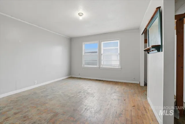 $214,900 | 555 15th Street, Vale, OR 97918