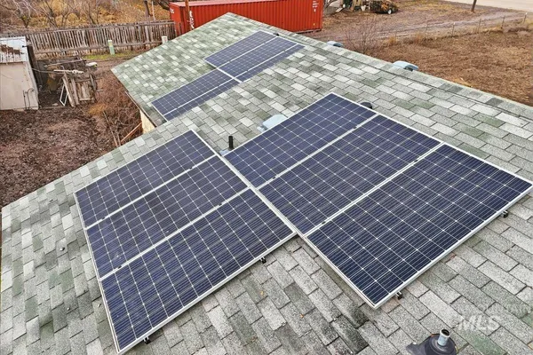 $198,900 | 555 15th Street, Vale, OR 97918