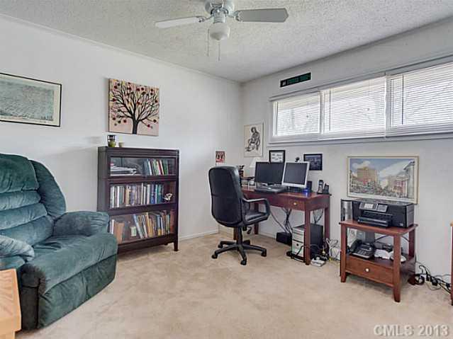 741 Manhasset Road Charlotte, NC 28209 - Photo 11 of 16