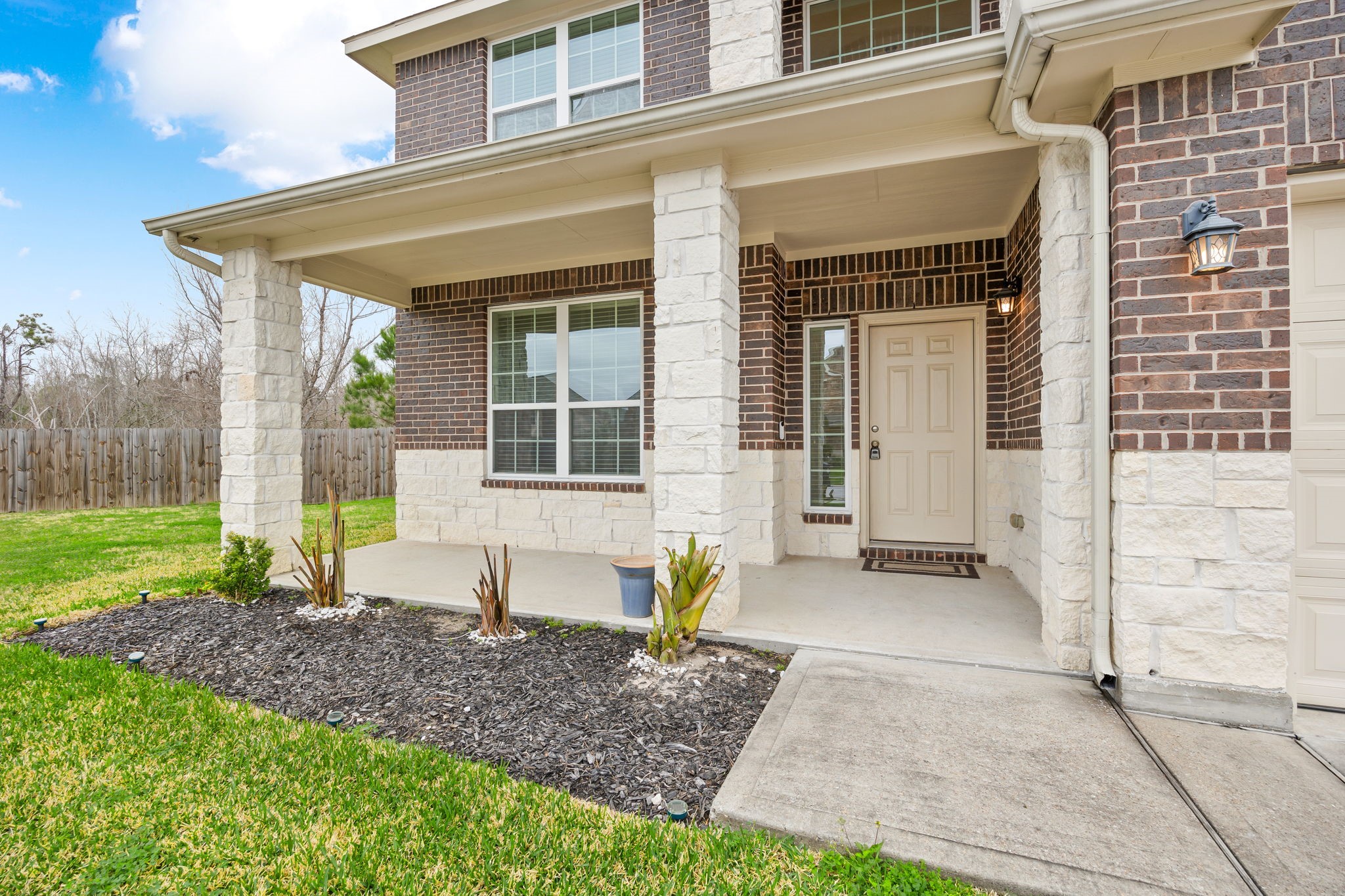 30802 Lavender Trace Drive Spring, TX 77386 - Photo 2 of 30 a view of a house with backyard and garden