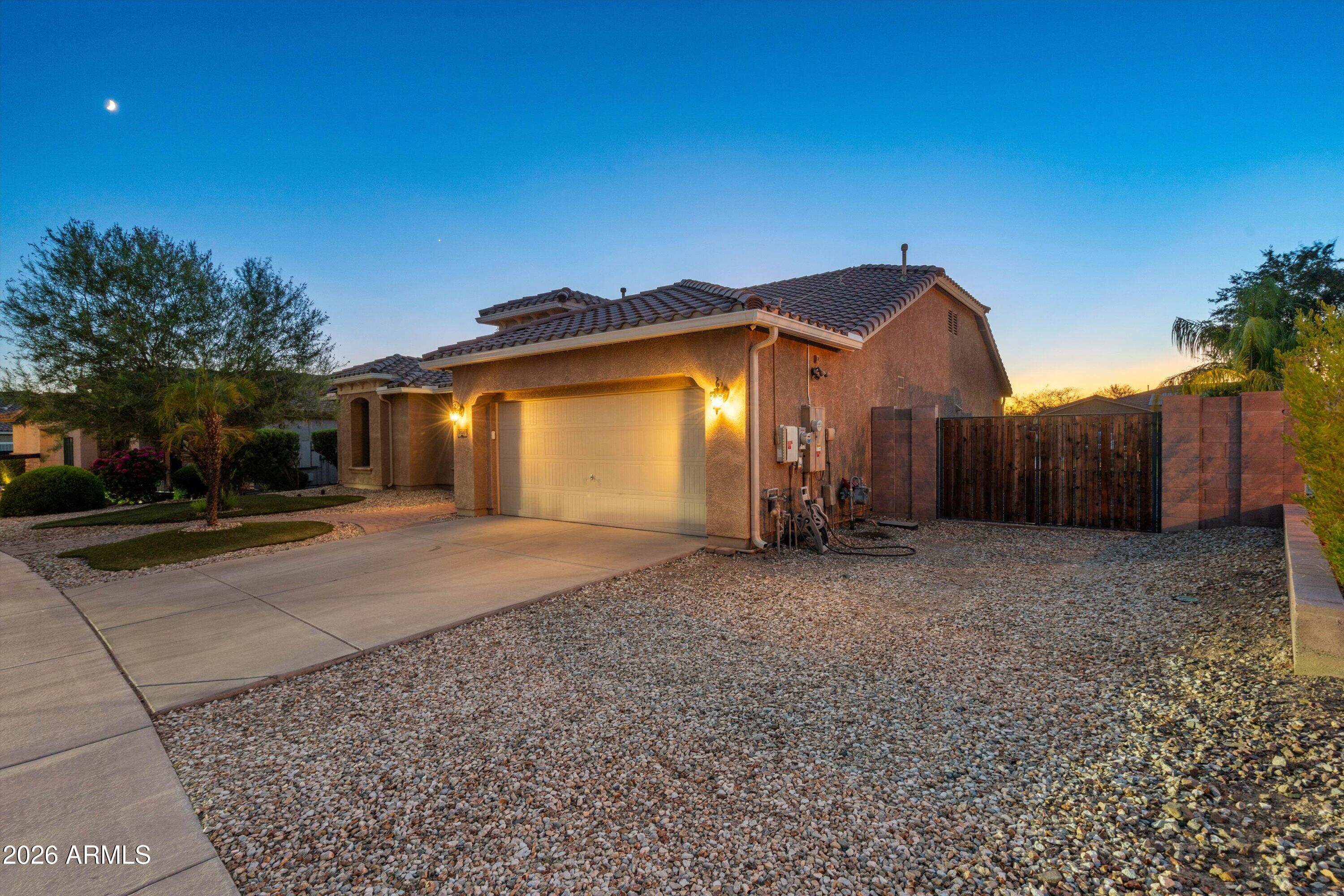 2020 West Bajada Road Phoenix, AZ 85085 - Photo 2 of 53 07-Twilight