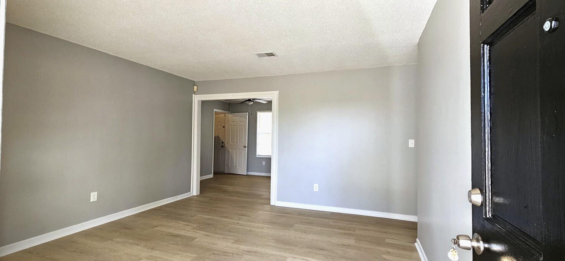 2965 Meadowbrook Drive Augusta, GA 30906 - Photo 4 of 28 living2