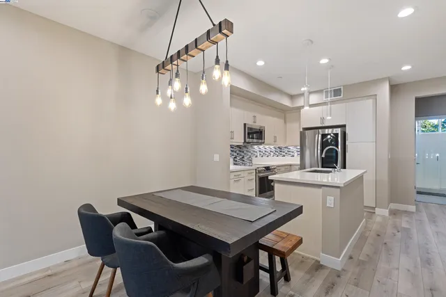 $618,000 | 3957 Wattling Street, Oakland, CA 94601