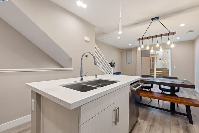 $618,000 | 3957 Wattling Street, Oakland, CA 94601