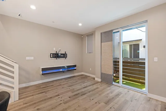 $618,000 | 3957 Wattling Street, Oakland, CA 94601