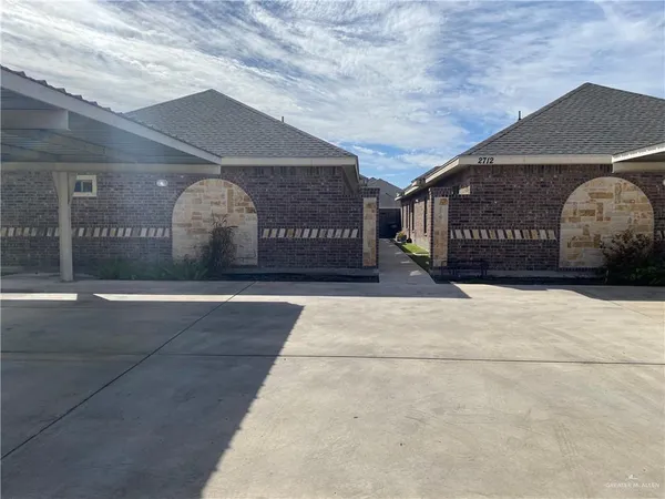 $1,000 | 2712 East Franklin Avenue, Alton, TX 78573