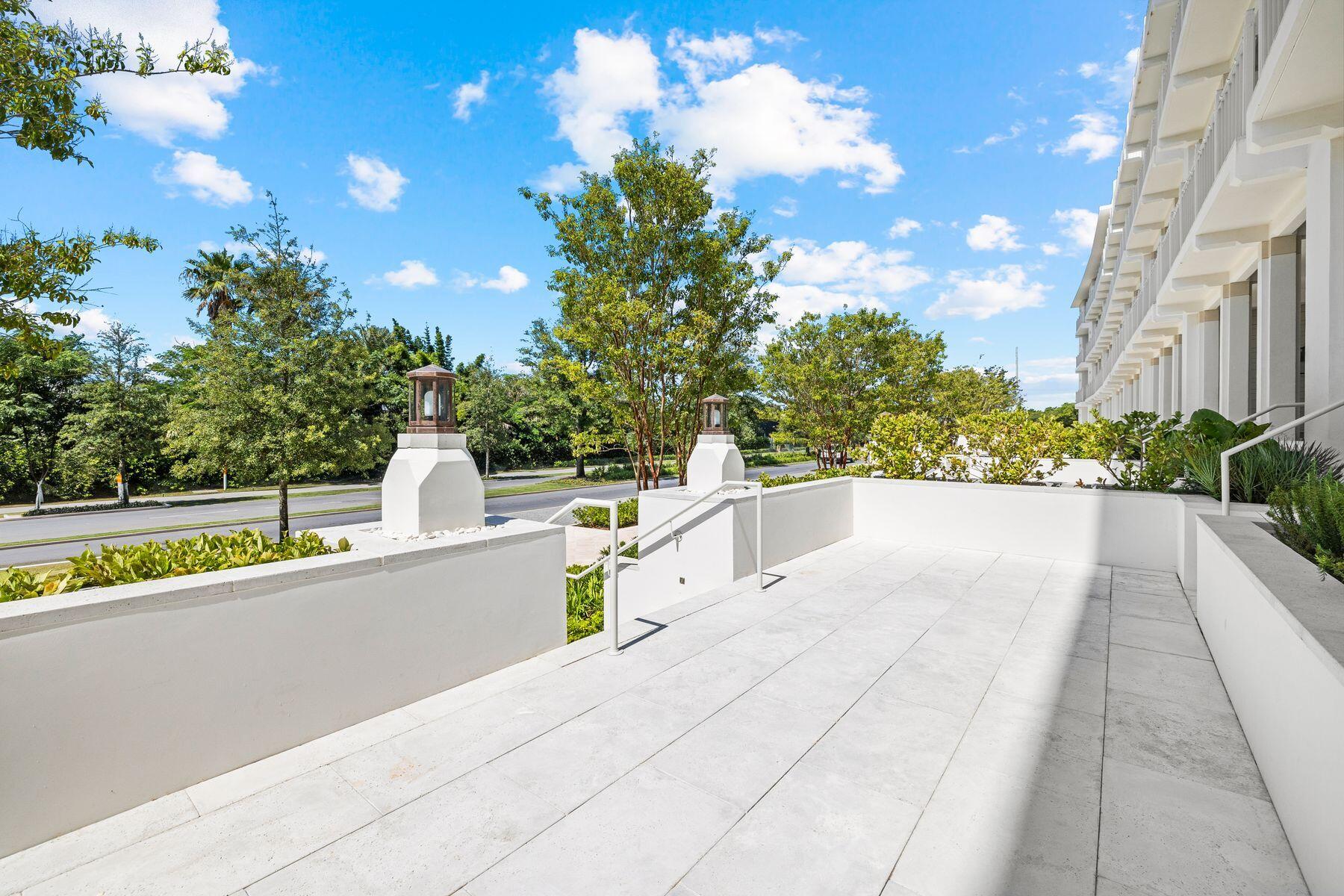45 West Solaire Way Inlet Beach, Unit 102 Inlet Beach, FL 32461 - Photo 25 of 35 Expansive patio