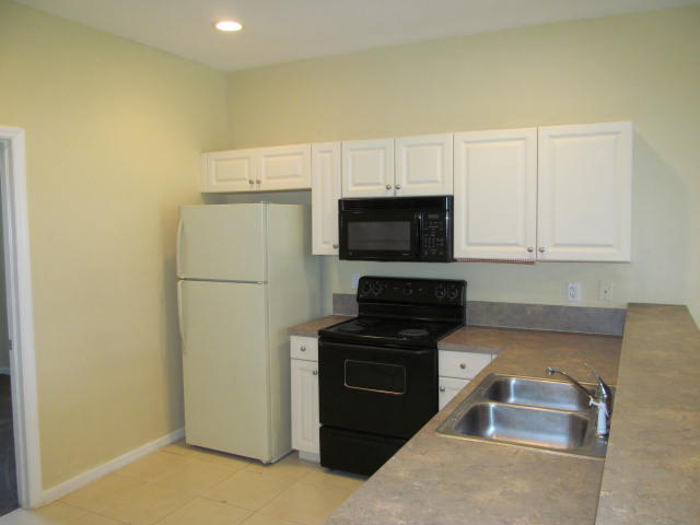 1953 Marsh Harbor Drive Riviera Beach, FL 33404 - Photo 19 of 37 IMG_2583