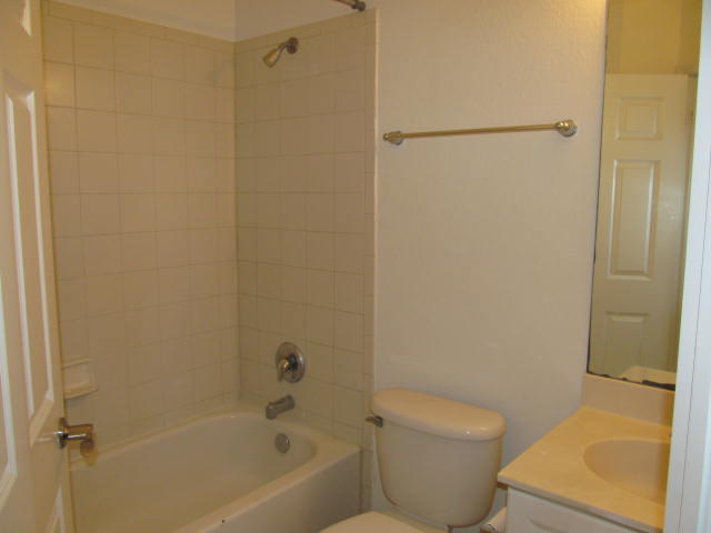 1953 Marsh Harbor Drive Riviera Beach, FL 33404 - Photo 24 of 37 IMG_2588