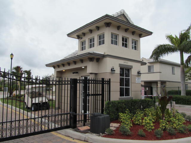 1953 Marsh Harbor Drive Riviera Beach, FL 33404 - Photo 26 of 37 IMG_1181