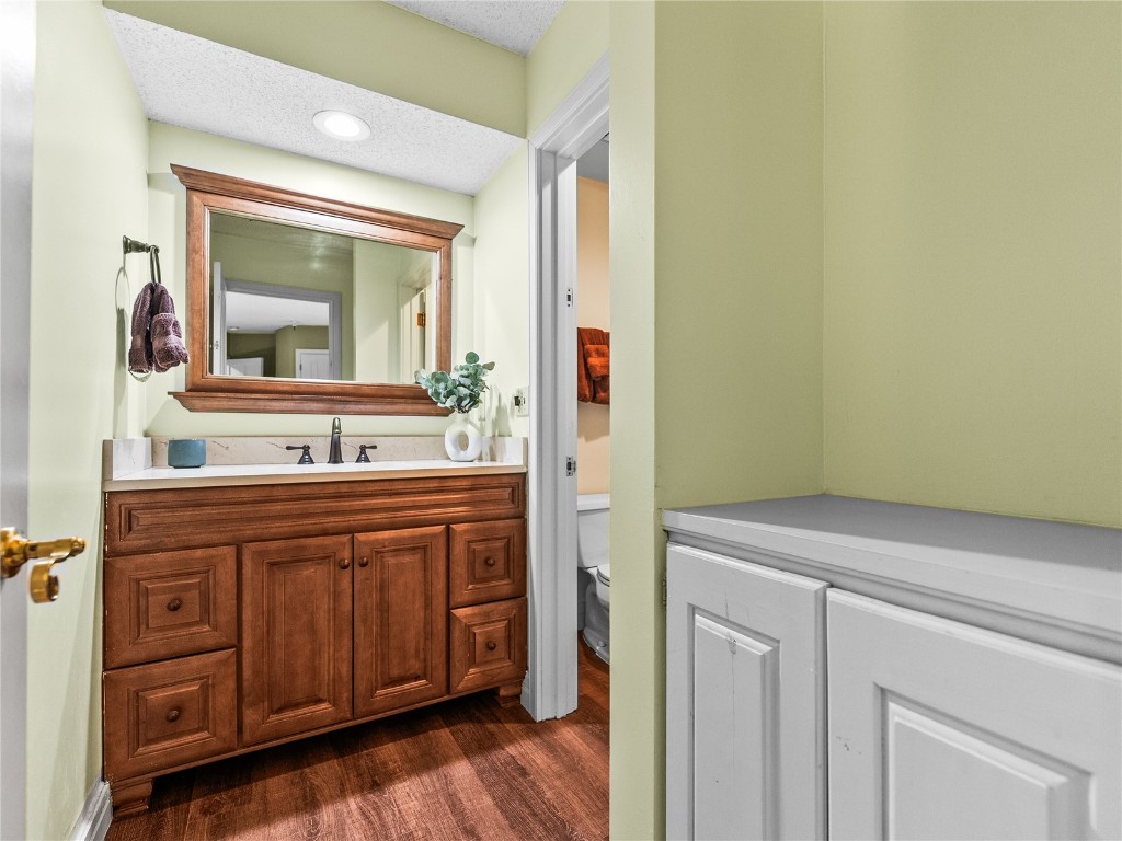 405 Village Road, Unit 101 Breckenridge, CO 80424 - Photo 23 of 49 Bathroom