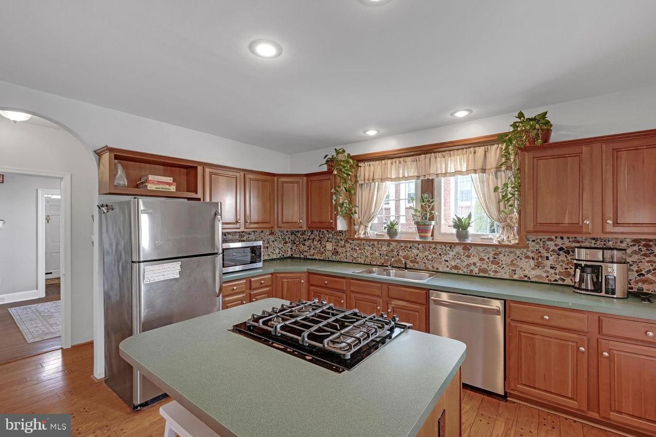 521 Argyle Road Drexel Hill, PA 19026 - Photo 9 of 30