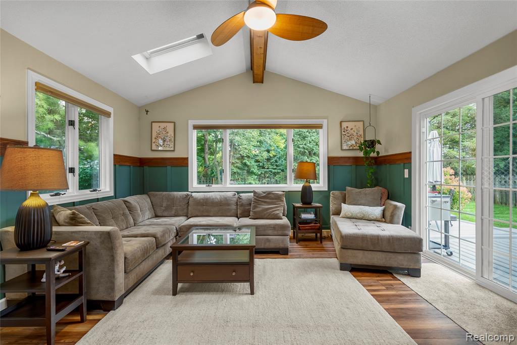 41961 Saltz Road Canton, MI 48187 - Photo 14 of 55