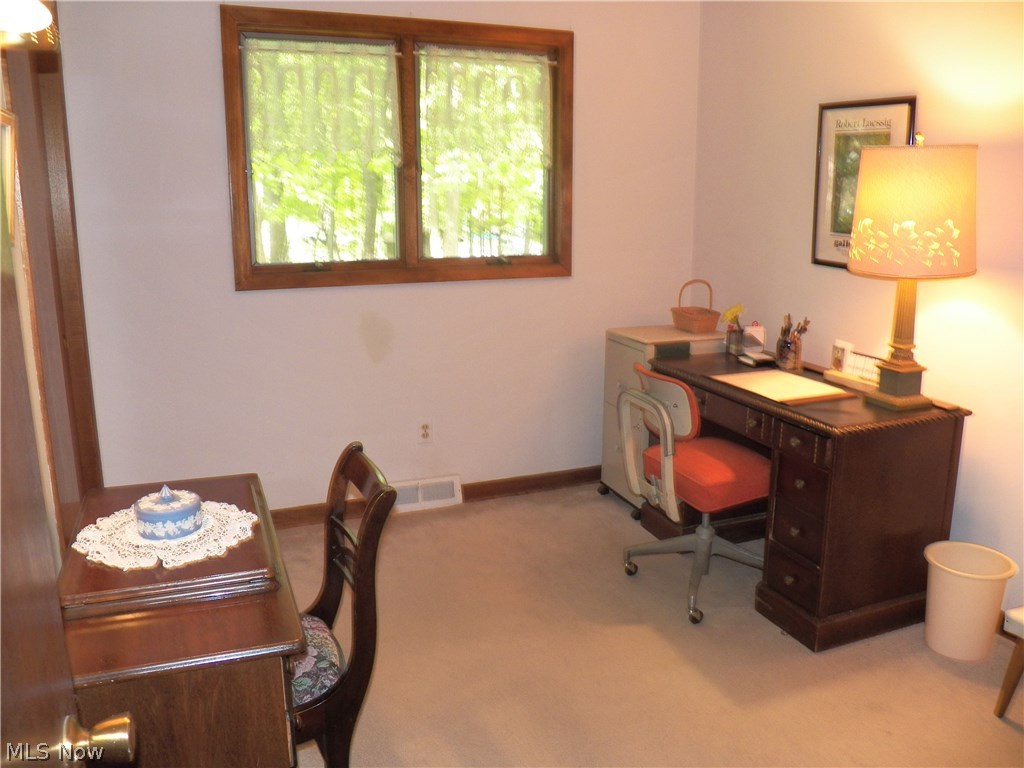 4396 Ammon Road Cleveland, OH 44143 - Photo 22 of 25