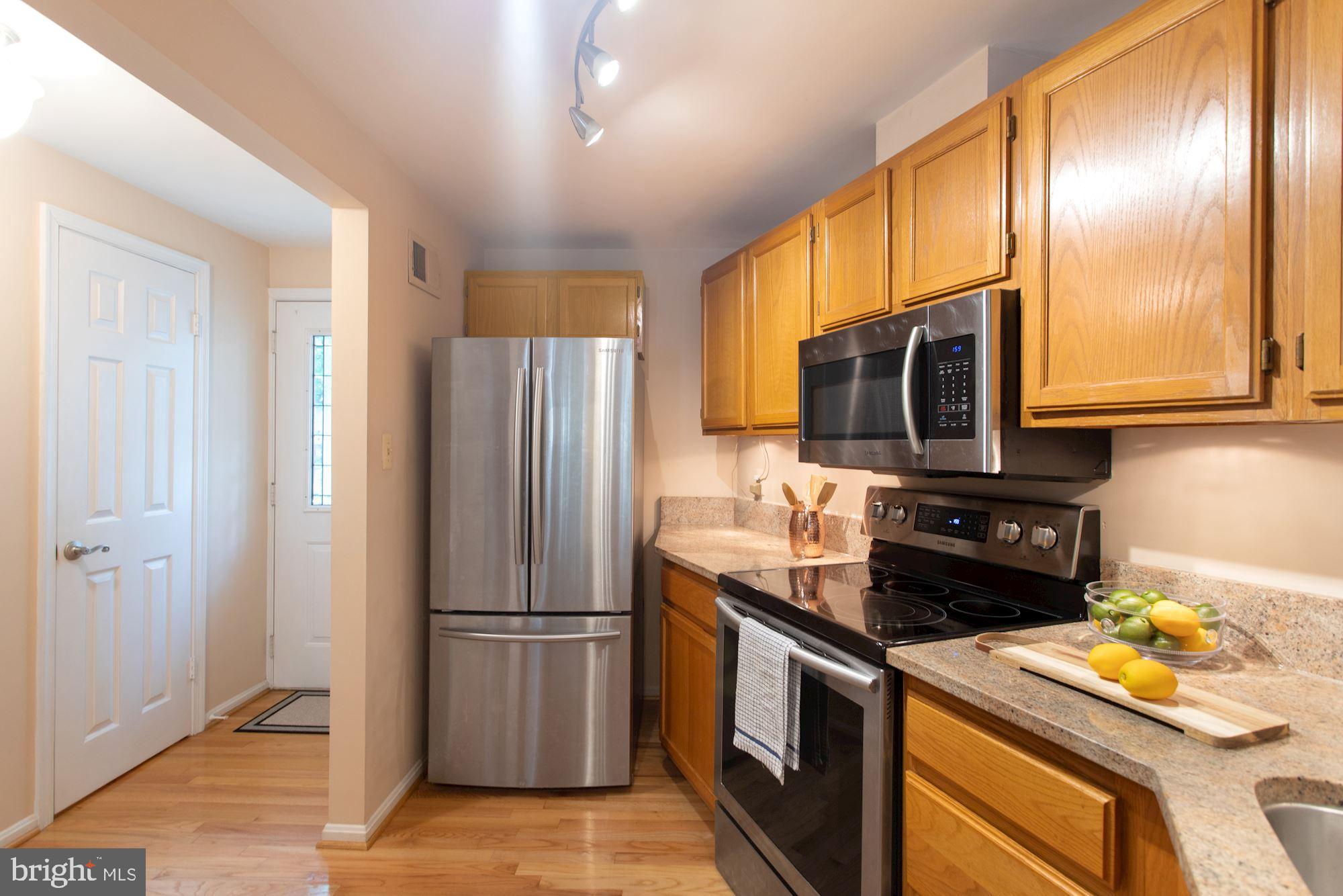 11911 Crosswind Court Reston, VA 20194 - Photo 8 of 26 Gallery Image 8