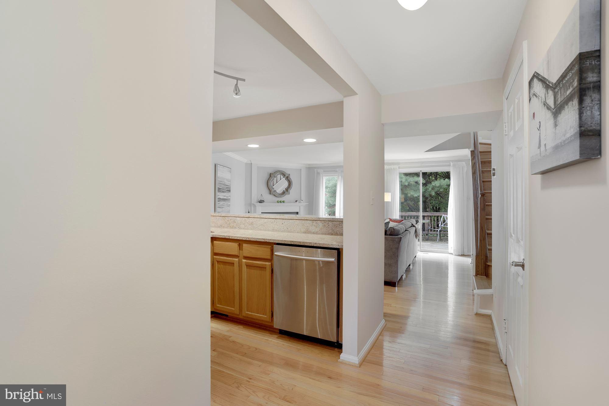 11911 Crosswind Court Reston, VA 20194 - Photo 9 of 26 Gallery Image 9