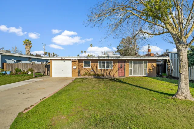 $369,000 | 2043 Ellis Street, Modesto, CA 95354