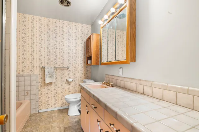 $369,000 | 2043 Ellis Street, Modesto, CA 95354