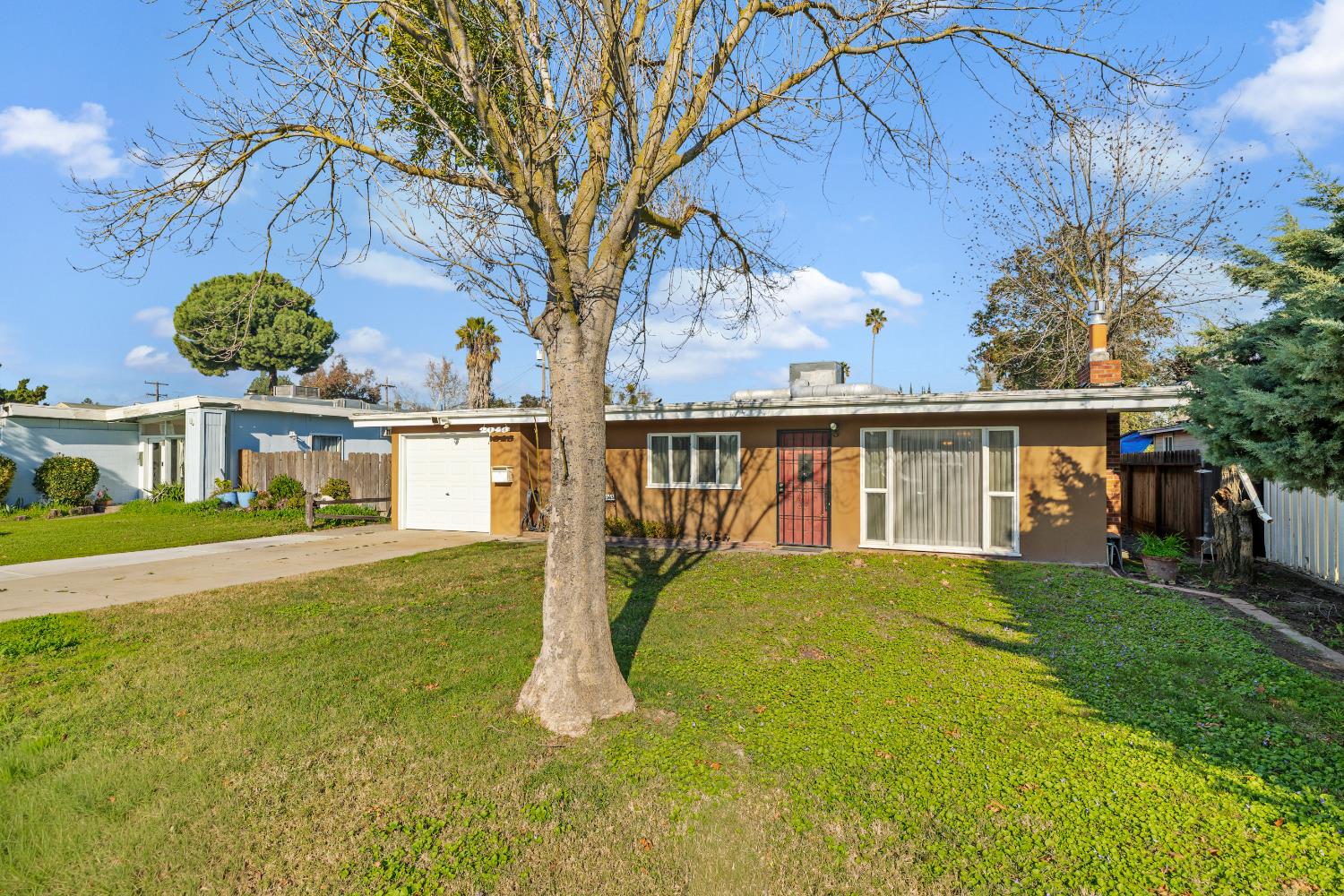 2043 Ellis Street Modesto, CA 95354 - Photo 3 of 44