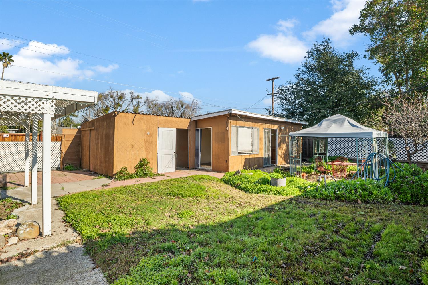 2043 Ellis Street Modesto, CA 95354 - Photo 33 of 44